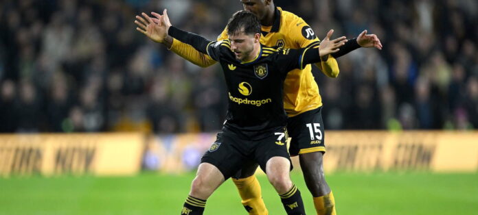 3-fouls-won,-96%-passing,-100%-long-balls:-united’s-whirlwind-wideman-too-much-for-wolves