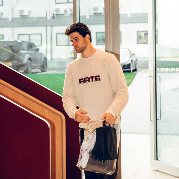 thursday’s-arrivals