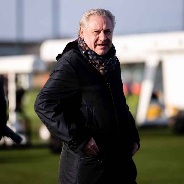 kanchelskis-tours-carrington