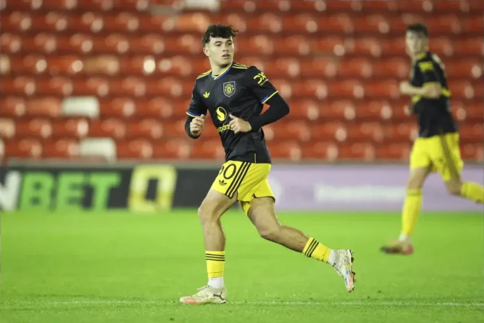 chido-obi-returns-from-injury,-but-17-year-old-defender-was-the-one-to-watch-for-united-u21s