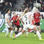 heroic-jess-park-scores-stunner-to-secure-united-a-1-0-win-over-juventus-and-book-spot-in-play-off-round-–-match-report