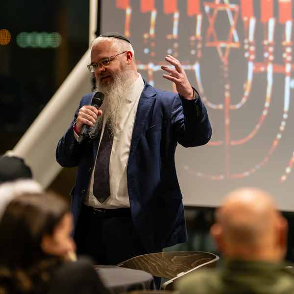 celebrating-the-festival-of-lights