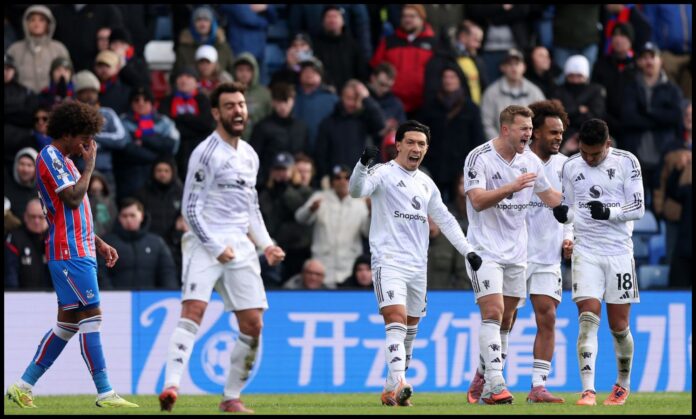 man-utd-‘cult-figure’-to-earn-first-start-of-the-season-as-double-injury-blow-confirmed