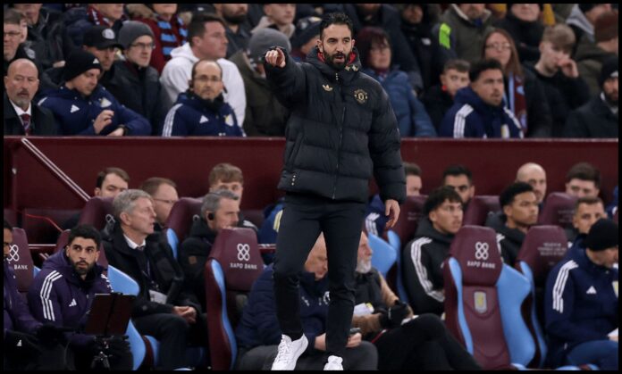 neville:-man-united-star-didn’t-‘look-too-happy’-with-‘surprising’-amorim-call-in-second-half