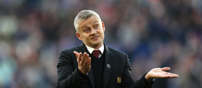 “a-dream-team”:-united-legend-urges-club-to-appoint-two-ex-players-to-help-solskjaer-in-caretaker-role