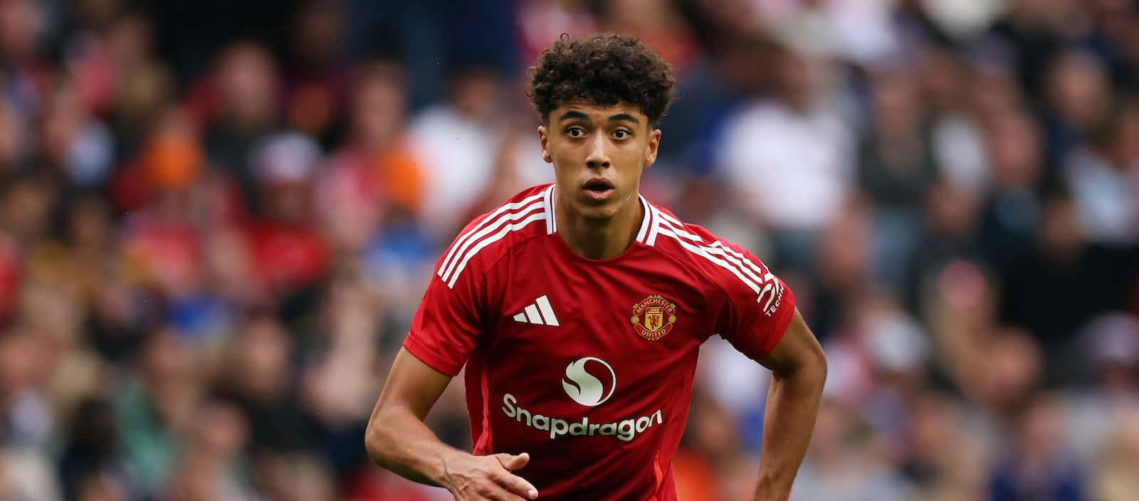 title-chasers-“in-talks”-with-united-to-sign-“incredible”-wonderkid-with-a-lethal-right-foot-–-report