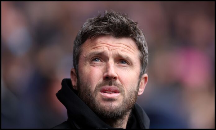 carrick-has-already-made-his-first-unpopular-decision-as-man-utd-legend-snubbed