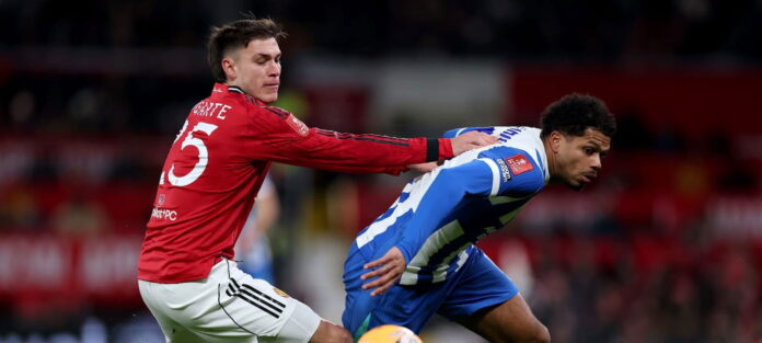 carrick’s-first-january-decision:-united-“unlikely”-to-move-forward-with-midfield-deal-–-report