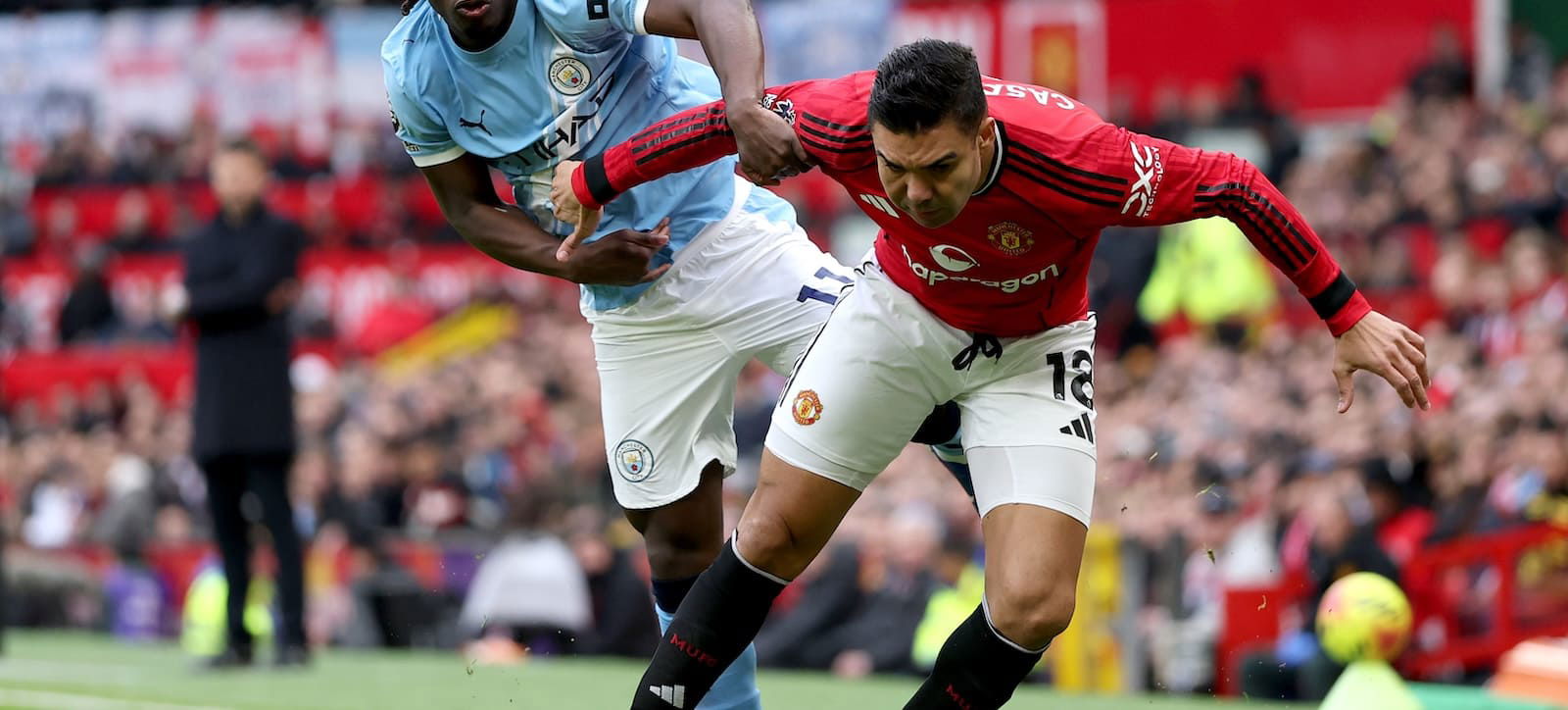 “playing-for-the-biggest-club-in-england”:-united-superstar-shuts-down-exit-rumours-after-derby-heroics