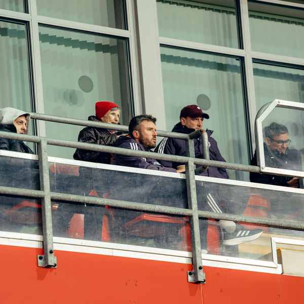 carrick-and-staff-attend-under-21s-clash