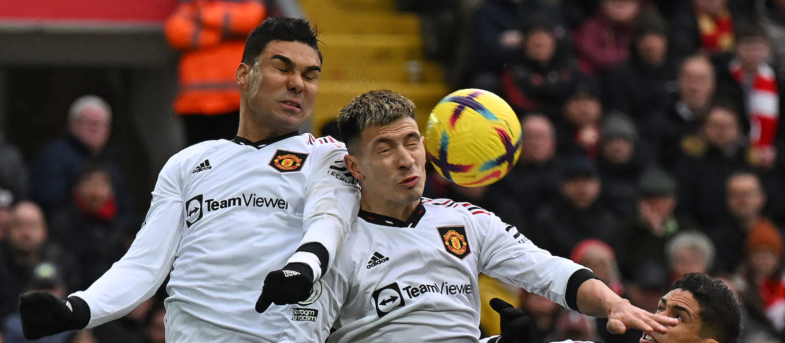 “i-love-you”:-united-star’s-heartfelt-tribute-leads-emotional-wave-for-casemiro-after-exit-announcement
