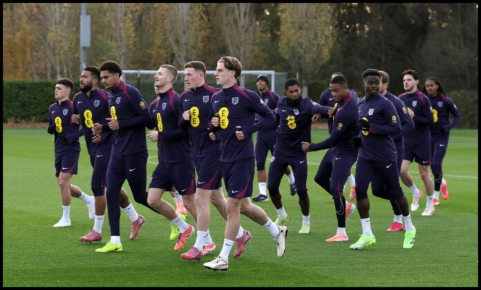 ‘getting-closer’:-one-of-man-utd’s-three-main-pl-midfielder-targets-has-now-green-lit-a-five-year-deal