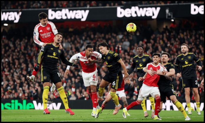 mail:-man-utd-talks-‘moving-in-the-right-direction’-with-growing-‘confidence’-a-deal-can-be-agreed