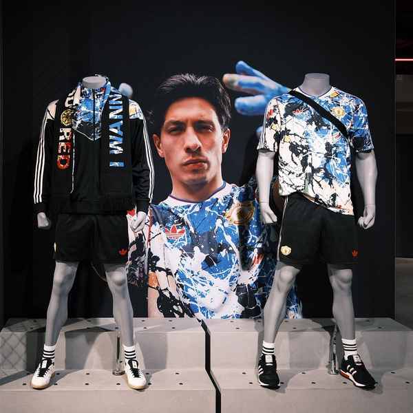 roses-in-the-megastore