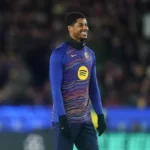 ‘wow,-okay’-‘we-don’t-want-him-anymore’-fans-react-as-carrick-makes-stance-clear-on-man-utd-star’s-shock-return