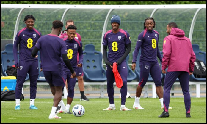 history-making-ex-man-united-star-returns-to-premier-league-in-transfer-nobody-saw-coming