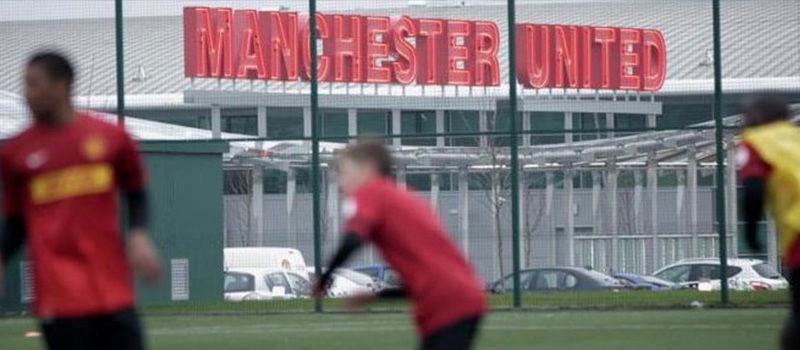 united-complete-signing-of-former-man-city-goalkeeper,-he-could-be-challenging-lammens-soon-–-report