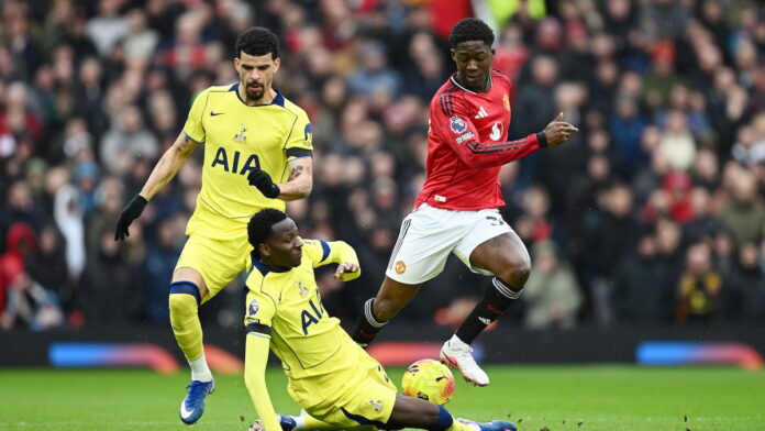 “if-we’re-going-to-be-totally-honest”:-ian-wright-says-star-has-“embarrassed”-amorim-after-“quality”-display-vs.-spurs