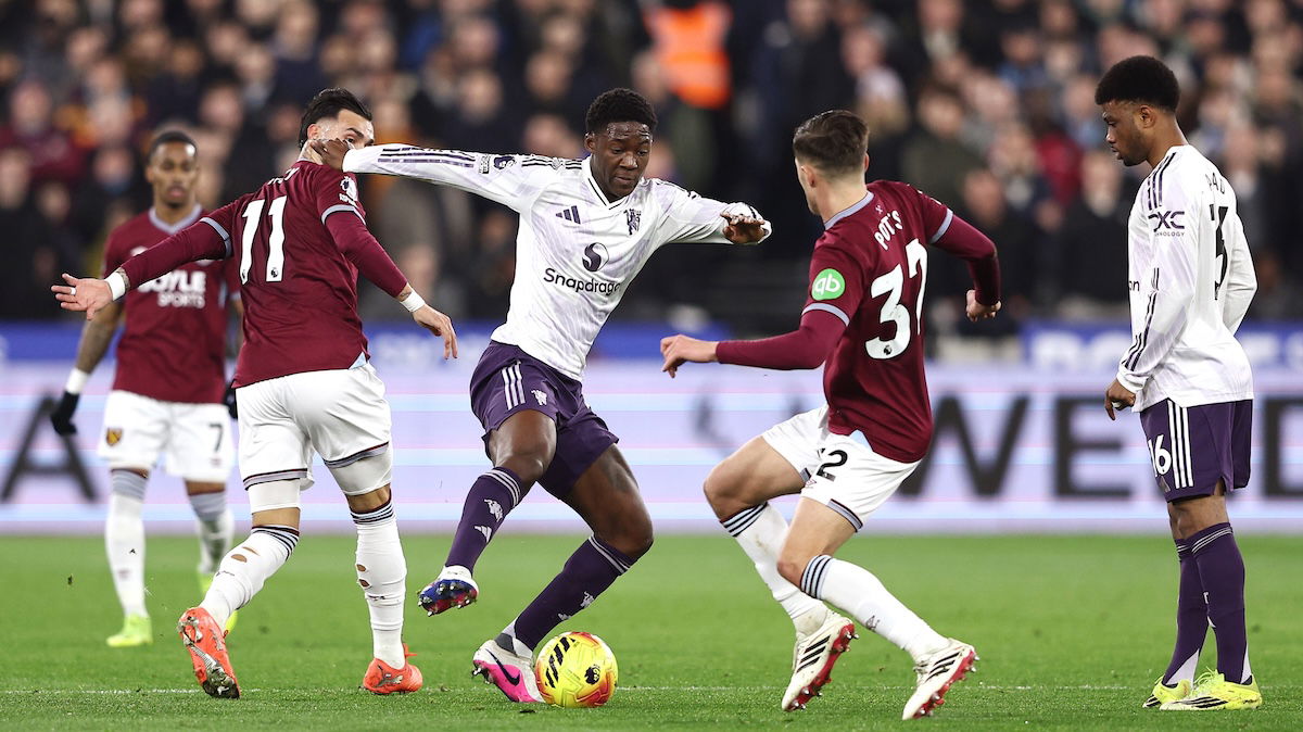 100%-aerial-duels,-8-recoveries:-united-star-extends-hot-streak-under-carrick-as-united-rescue-point-vs.-west-ham