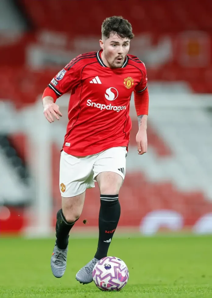 united’s-18yo-creative-gem-on-trial-at-high-flying-efl-side-as-summer-exit-looms-large-–-report