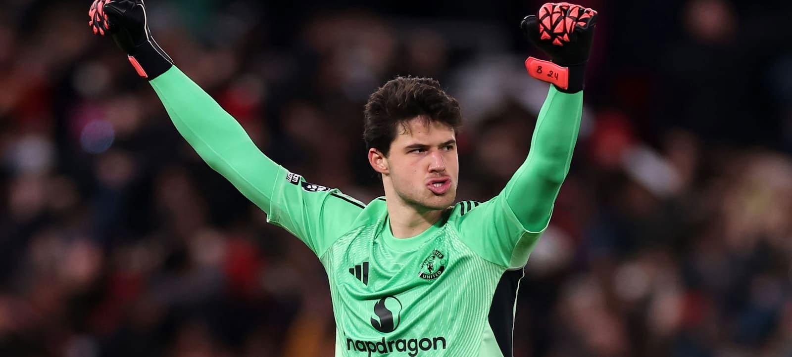 not-courtois:-senne-lammens-names-his-goalkeeping-idol,-it’s-a-united-legend