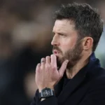 carrick-says-man-utd-will-have-to-sign-player-for-“important-position”-this-summer