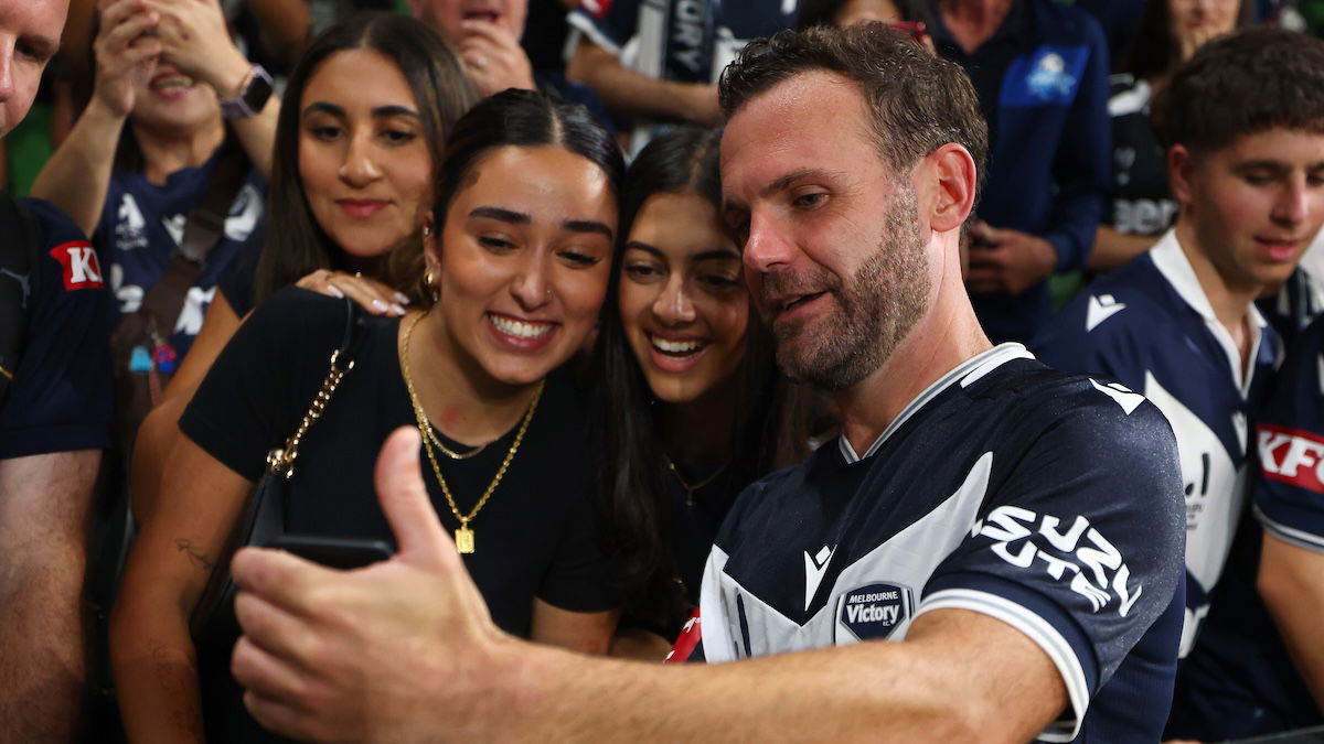 video:-united-duo-in-disbelief-after-ex-teammate’s-latest-a-league-wonder-goal-–-report