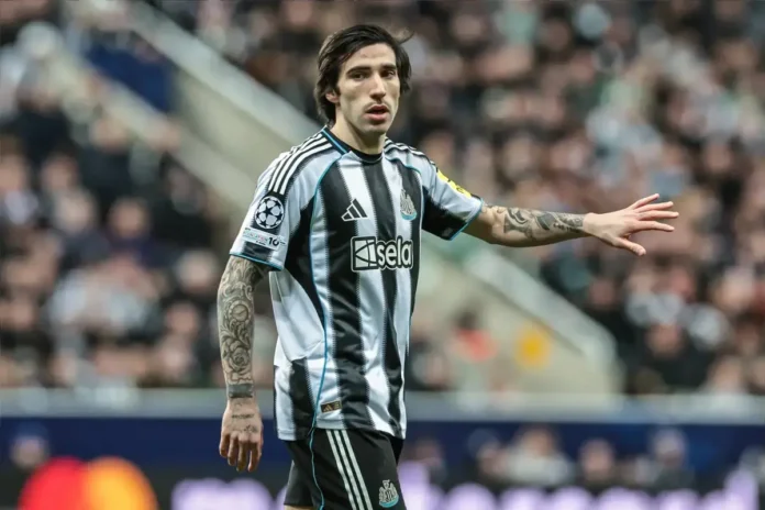 man-utd-hope-to-raise-funds-from-the-sales-of-3-players-to-finance-100m-tonali-bid