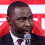 “what-is-the-difference?”:-united-legend-echoes-fernandes-and-carrick’s-rage-at-strange-referee-call