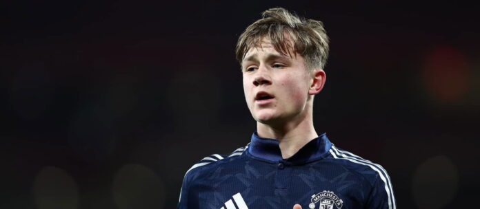 kai-rooney-scores-for-manchester-united-u18s-in-victory-after-callup-from-u16s-mid-game