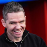 “took-it-by-the-horns”:-skinner-heaps-praise-on-“fantastic-player”-who-made-the-difference-for-united-in-“epic”-everton-win