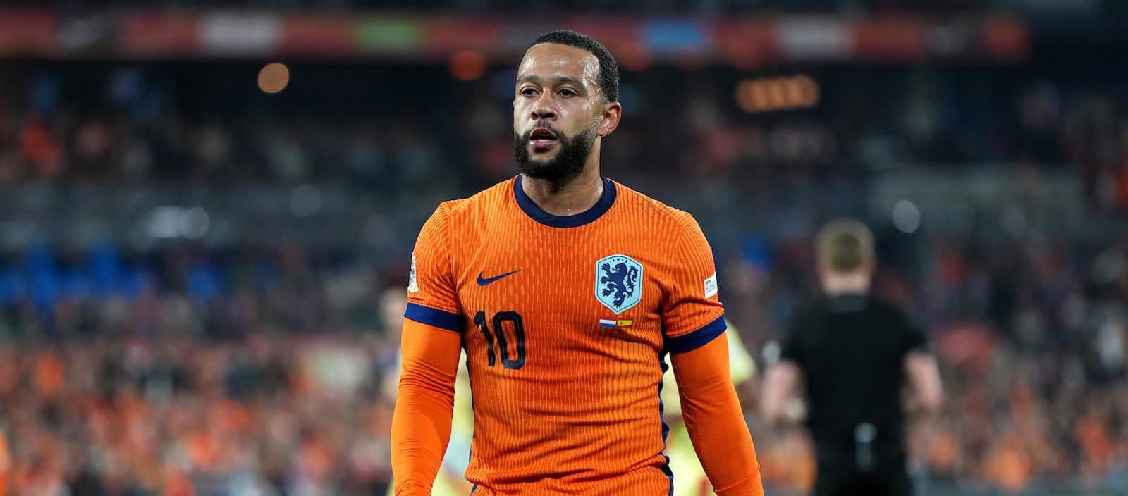 former-united-winger-embroiled-in-bizarre-phone-incident-after-injury-blow-–-report