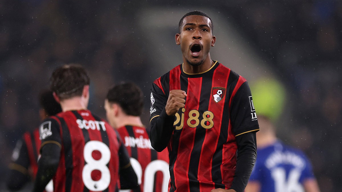 “every-player’s-dream”:-united’s-brilliant-pl-attacking-target-drops-huge-come-and-get-me-hint