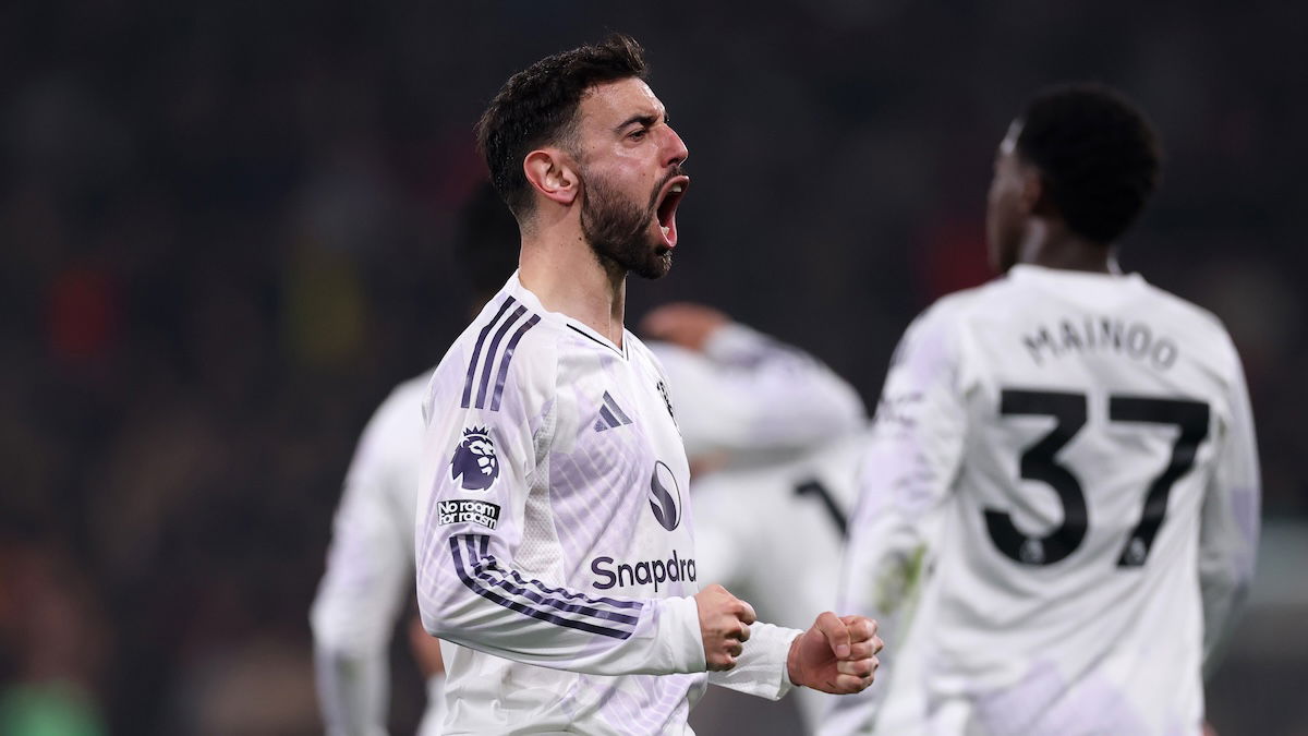 top-brass-divided-over-the-future-of-record-breaking-united-superstar-wanted-by-psg-and-bayern-munich-–-report