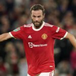 photo:-extremely-popular-former-united-star-provides-big-update-injury-status