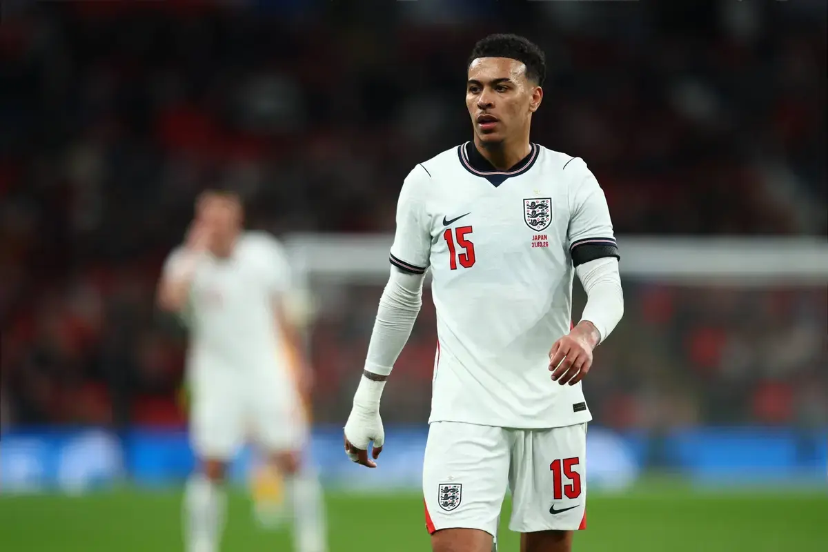 ‘he-isn’t-worth-half-that-money!’-‘no-one-is-paying-that’-fans-react-as-man-utd-join-4-team-transfer-battle