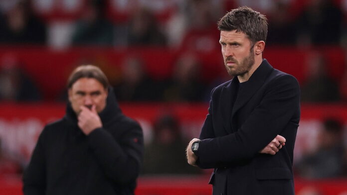 van-der-sar-labels-major-call-by-carrick-a-mistake-while-identifying-the-key-star-united-“missed”-vs.-leeds
