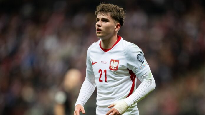 united-in-hot-pursuit-of-unstoppable-17-yo-winger-who-has-“potential-to-be-a-truly-great-footballer”-–-report