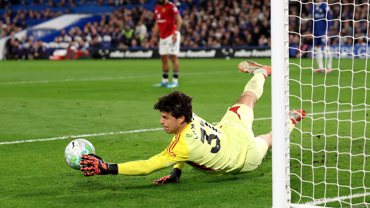 united-not-looking-to-offload-6’4”-monster-despite-claims-of-possible-exit-this-summer-–-report