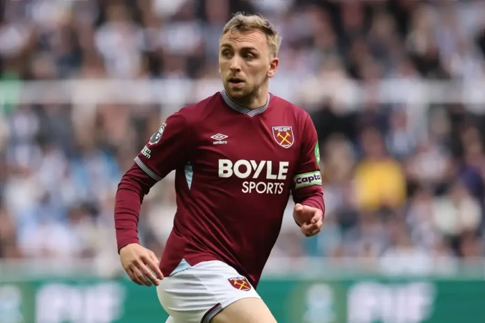 ‘it’s-too-late’-‘worn-out-player’-‘overrated’-fans-react-as-man-utd-are-linked-with-21-g/a-forward