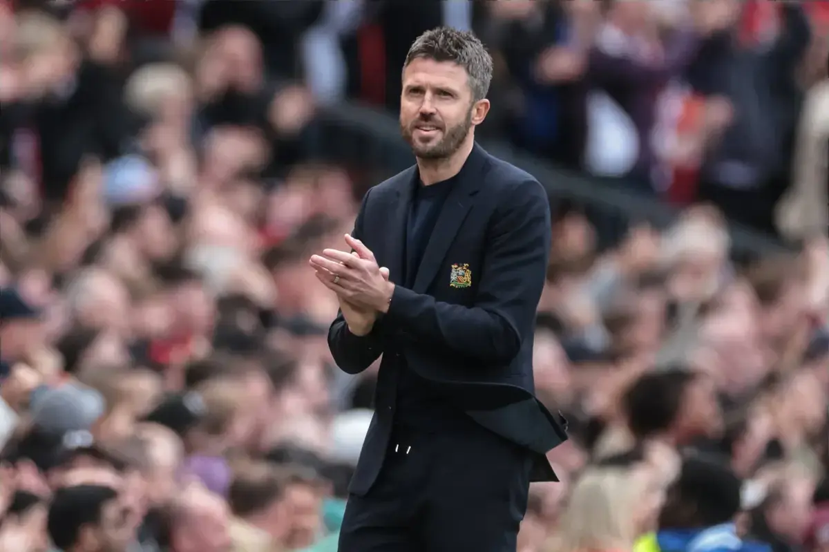 report:-carrick-‘specifically-wants’-87m-rated-midfielder-at-man-utd-as-well-as-ederson