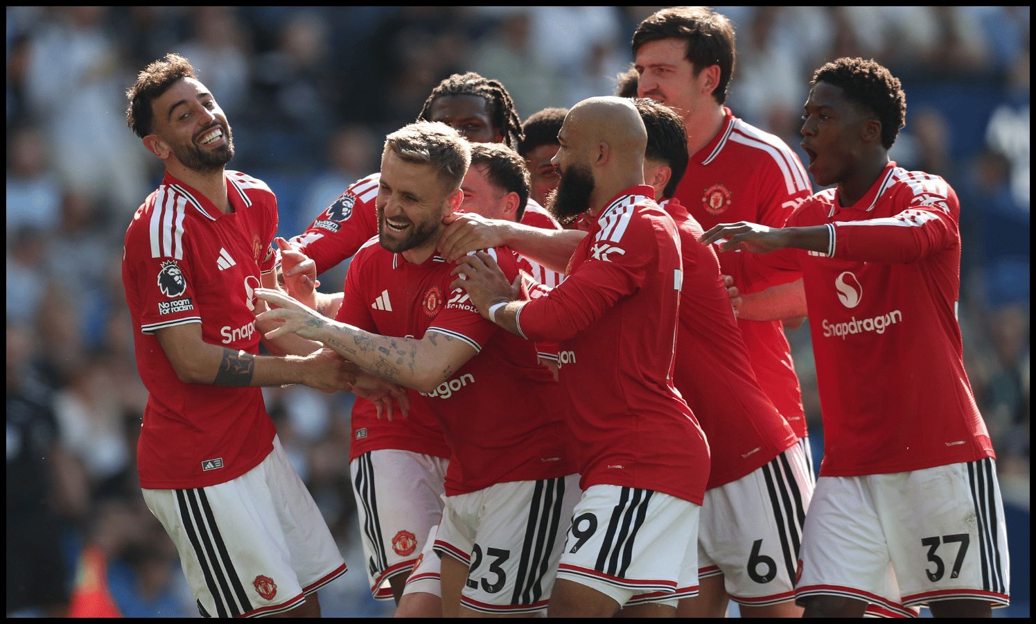 whitwell:-man-utd-fan-favourite-snubbed-shock-40m-move-to-premier-league-rivals