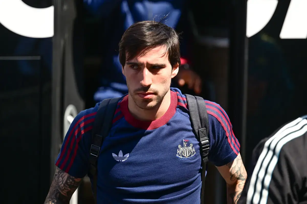 journalist-says-man-utd-could-secure-huge-double-deal-as-they-are-“close-to-reaching-an-agreement-with-newcastle”
