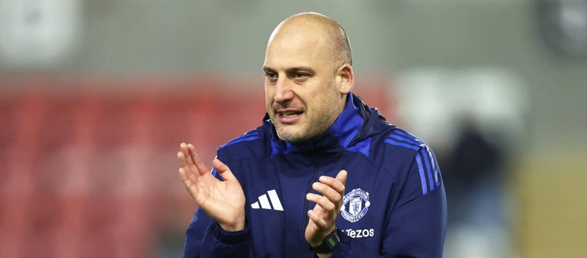 united-in-talks-to-tie-highly-rated-coach-down-to-new-deal-as-he-makes-future-decision-report