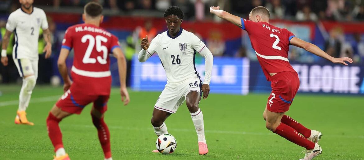 “he’s-so-good-at…”:-england-teammate-lifts-lid-on-what-kobbie-mainno-did-in-training-that-left-him-stunned