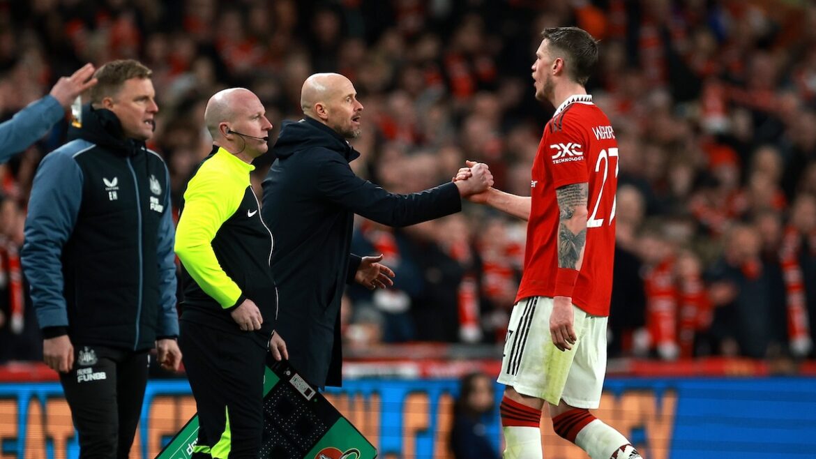 erik-ten-hag-desperate-to-reunite-with-former-united-flop-who-didn’t-score-a-single-premier-league-goal