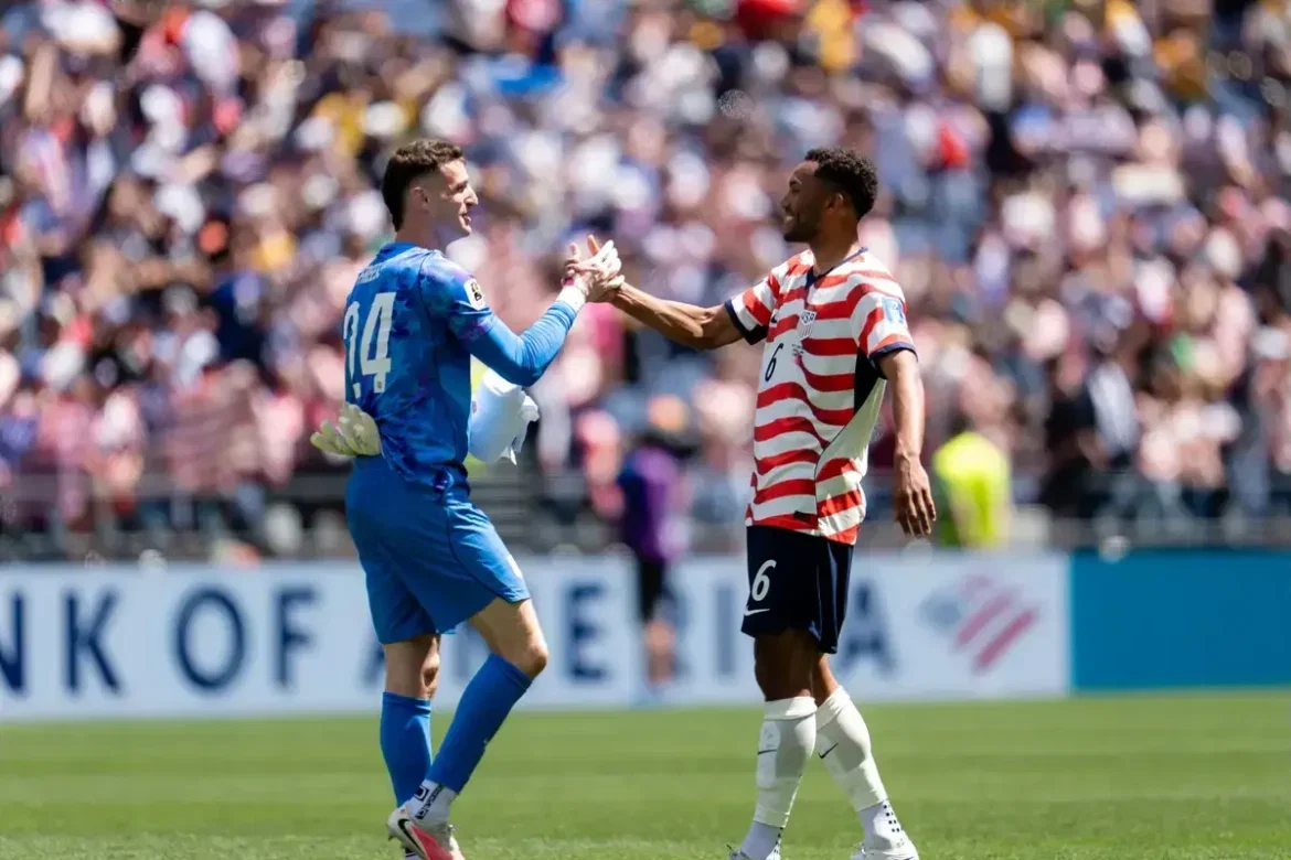 “some-tough-conversations”:-breakout-world-cup-star-pinpoints-why-he-rejected-united