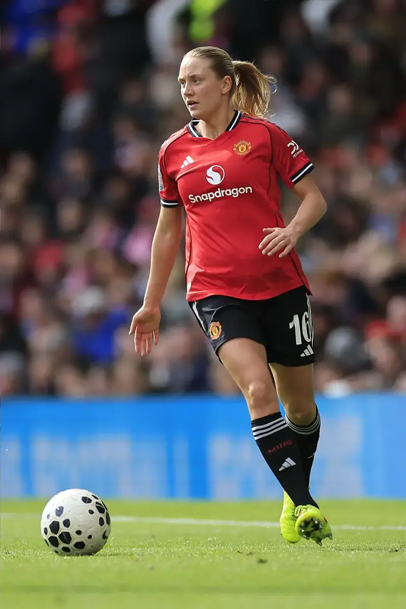 official:-united-women-fa-cup-winning-hero-becomes-latest-to-leave-club-in-summer-exodus