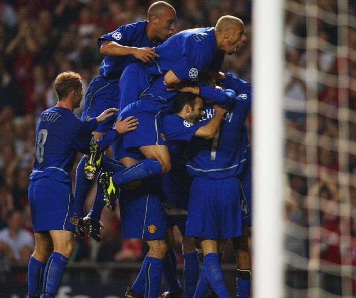 why-did-we-wear-blue-at-old-trafford?