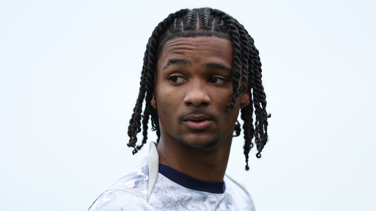 when-fans-can-expect-to-see-united’s-latest-signing-in-action,-he-is-already-hard-at-work-at-carrington-–-report